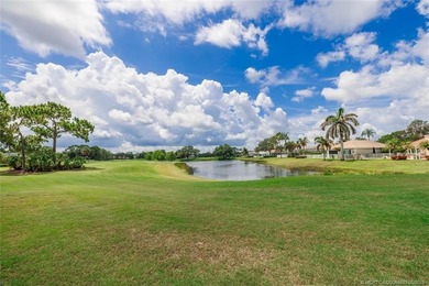 Elegant Monarch Country Club estate on a premier lot with water - photo 49