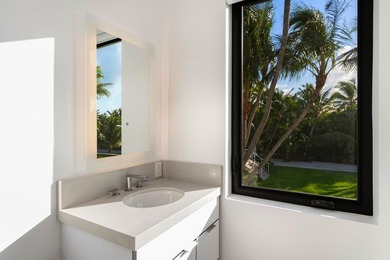 A private sanctuary of coastal sophistication, The Oasis offers - photo 50