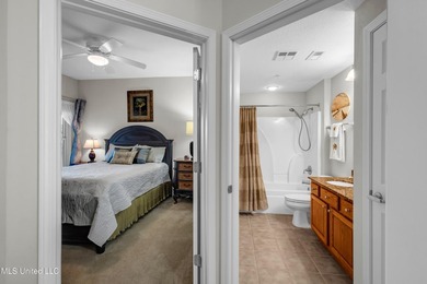 Beautifully furnished coastal condo with stunning views and - photo 10