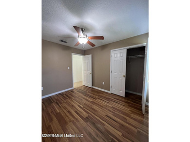 Tenant occupied till 4/30/2027. 24 hour notice for all showings - photo 10