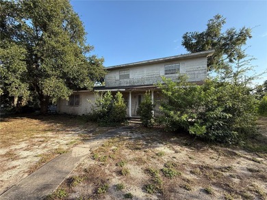 Lake Maude Home Sale Pending in Winter Haven Florida