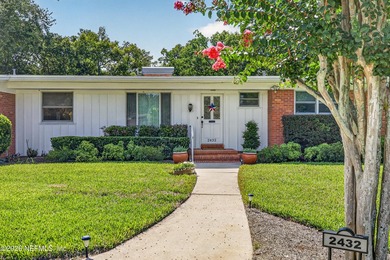 Welcome home to this charming all-brick 3-bedroom, 3-bath - photo 3