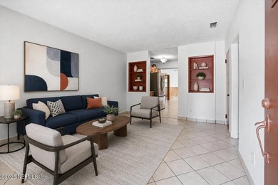 Welcome to this beautifully maintained 4-bedroom, 2-bath home in - photo 3