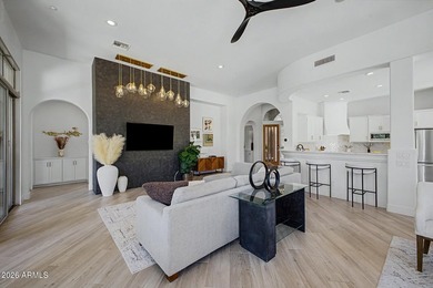 Stunning Remodeled Home Situated on a prime lot in Halcon at - photo 7