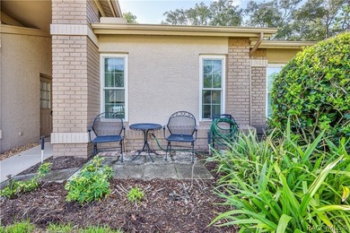 You'll love this beautifully maintained, furnished, 2-bedroom - photo 6