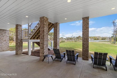 This expansive six-bedroom, six-bathroom estate in The Peninsula - photo 58