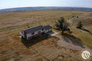 Yellowstone River Home For Sale in Glendive Montana