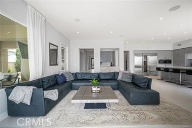 Welcome to a beautifully remodeled and fully furnished - photo 28