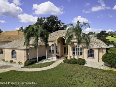 North Glen Lake Home For Sale in Weeki Wachee Florida