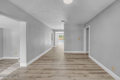 Move-in ready pool home in a prime Jacksonville location! Just - photo 8