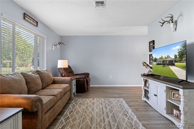 Move-in ready and full of charm, this well-maintained 2-bedroom - photo 6