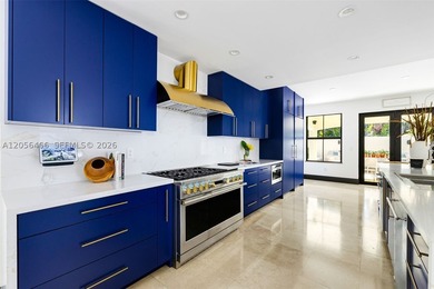 Expansive townhome in the exclusive gated community of Grove - photo 6