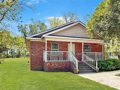 Opportunity for a lucrative investment property! Close to the - photo 1