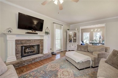 Experience the perfect blend of community and serenity in this - photo 8
