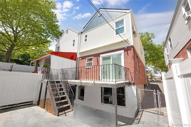 Accepted Offer 12/14. Semi-attached single family house in - photo 3