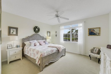 Live the Legends, first floor condo renovated with peaceful lake - photo 18