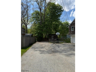 Welcome to this spacious four-bedroom ranch nestled in the - photo 32