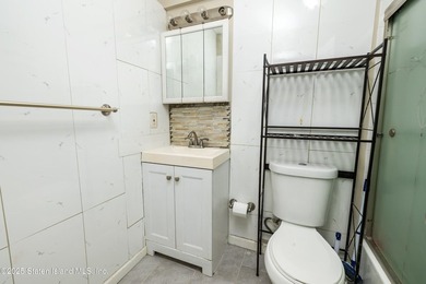 Just bring your paint colors. This recently fully renovated 3 - photo 12