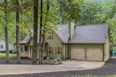 Welcome to your dream lakeside getaway, located in the - photo 2