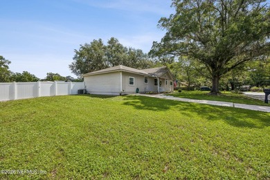 Welcome home! This well-maintained home offers the perfect - photo 5