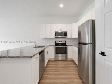 Investor Opportunity with Immediate Cash Flow! Fully leased - photo 5