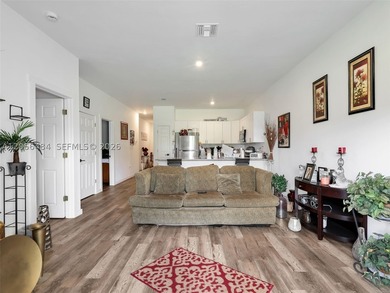 Investor Opportunity with Immediate Cash Flow! Fully leased - photo 9