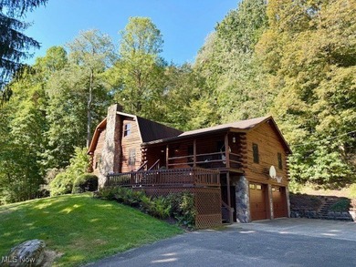 (private lake, pond, creek) Home For Sale in Dover Ohio