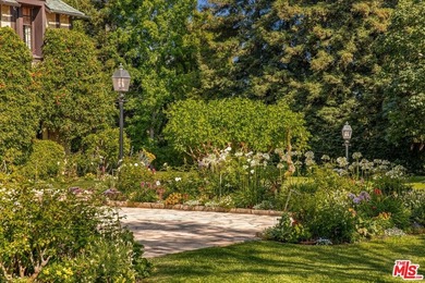 Located on one of the most desirable streets in all of Los - photo 7