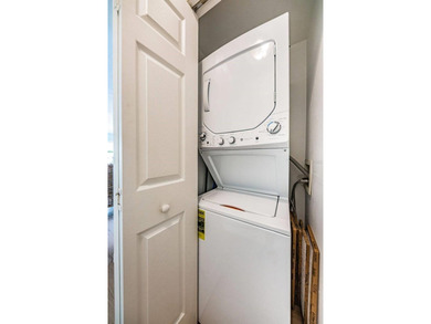 Beautifully updated and modern 2BR/2BA condo located in - photo 22