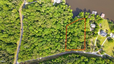 HYCO LAKE WATERFRONT LOT with amazing views! Current 2 bedroom - photo 3