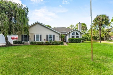 (private lake, pond, creek) Home For Sale in Mims Florida