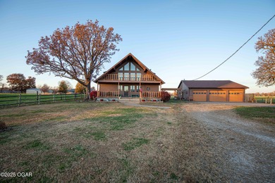 Lamar Lake  Home For Sale in Lamar Missouri