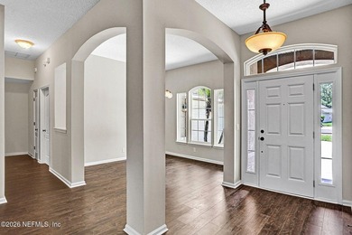 Welcome home to this beautifully updated, truly move-in ready - photo 3