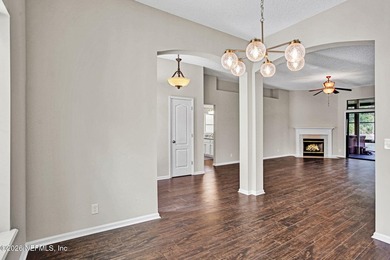 Welcome home to this beautifully updated, truly move-in ready - photo 5