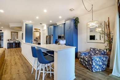 Waterfront Townhouse on the Jupiter Harbour Marina. Elegant and - photo 16