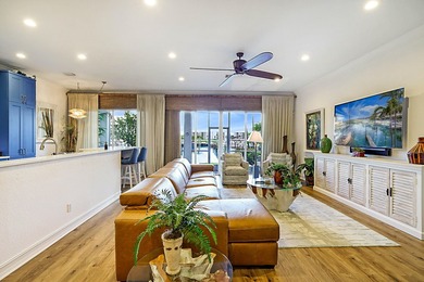 Waterfront Townhouse on the Jupiter Harbour Marina. Elegant and - photo 24