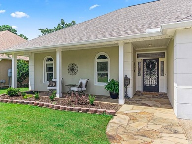 LOCATION! LOCATION! LOCATION! This charming house in a cozy - photo 6