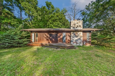 Lake Geneva Home For Sale in Lake Geneva Wisconsin