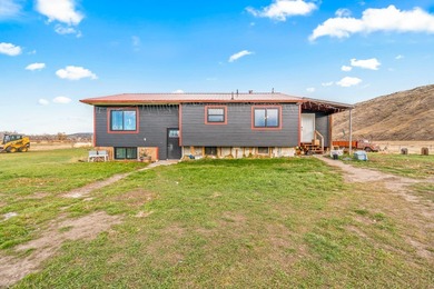 Yellowstone River Home For Sale in Reed Point Montana