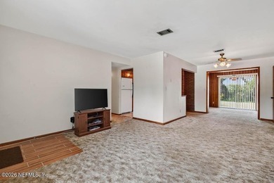 This 3-bedroom, 2-bath home offers a wonderful opportunity to - photo 4