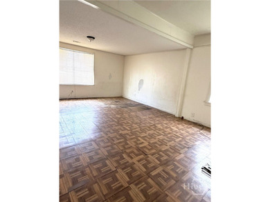 Back on the Market - no fault of the Seller. Opportunity knocks - photo 11