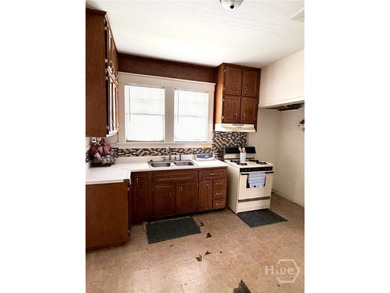 Back on the Market - no fault of the Seller. Opportunity knocks - photo 12