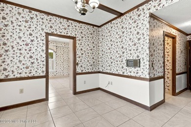 Welcome to 1025 Northpointe Drive in Jackson! This spacious - photo 12