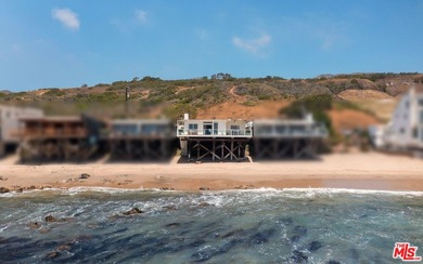 Here is the perfect beach getaway on coveted Malibu Road: - photo 3