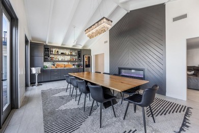 Stunning Newly Renovated Waterfront Coastal Retreat, Just - photo 13