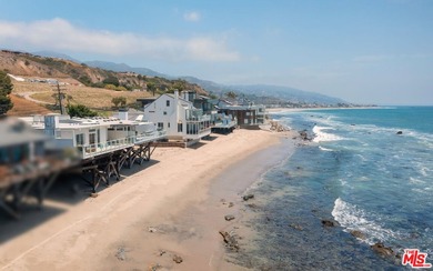 Here is the perfect beach getaway on coveted Malibu Road: - photo 4