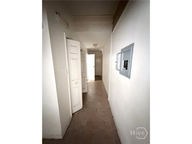 Back on the Market - no fault of the Seller. Opportunity knocks - photo 17