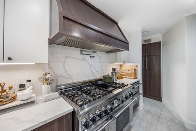 Stunning Newly Renovated Waterfront Coastal Retreat, Just - photo 21