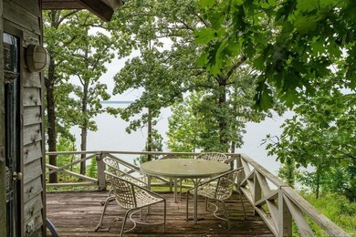 Premier Lakefront Estate on Eden Isle Nestled on the most - photo 29
