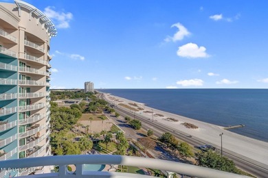 Fantastic Corner Unit at Legacy Condos! This beautiful 10th - photo 1